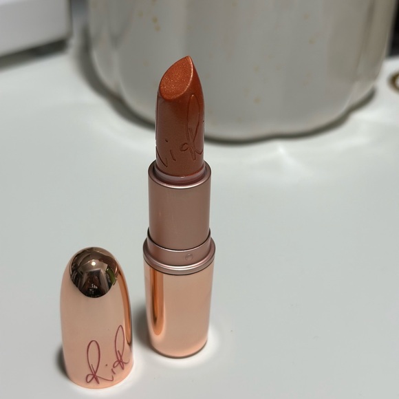 Riri Hearts MAC Collection Lipstick (Rare) - Picture 1 of 5